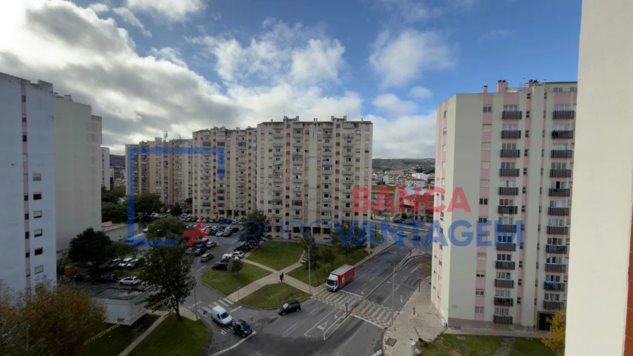 Apartamento T3 para Venda em Carregado e Cadafais Foto 22