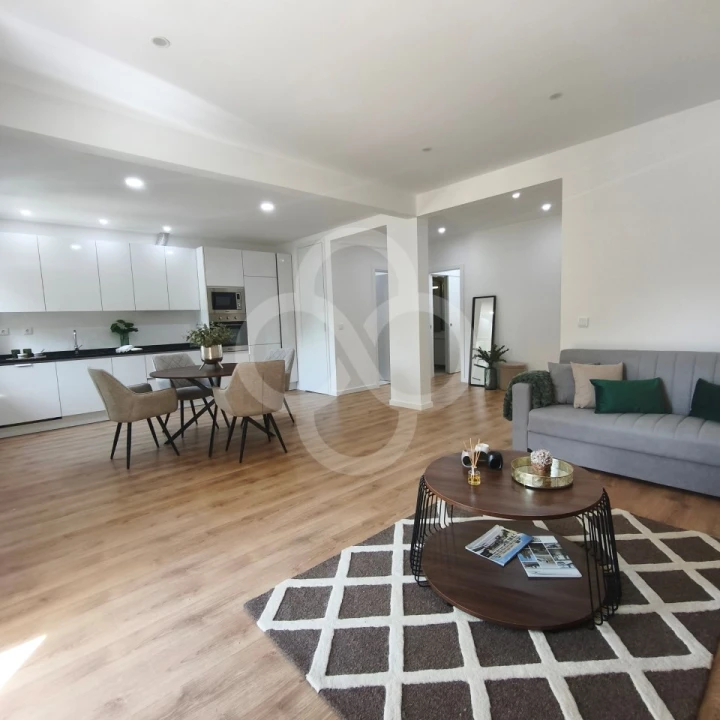 Apartamento T3 para Venda em Benfica Foto 10
