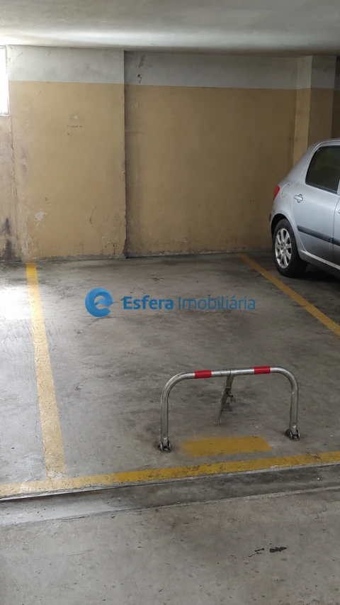 Garagem para Arrendamento em Vilar de Pinheiro