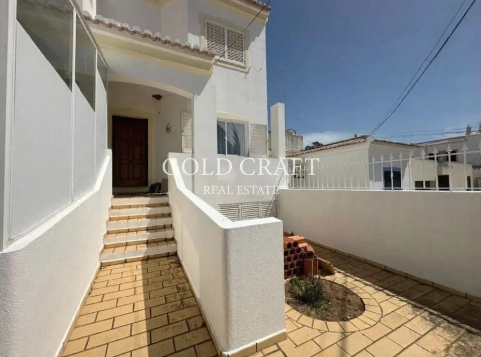 Moradia T4 para Venda em Alvor Foto 4