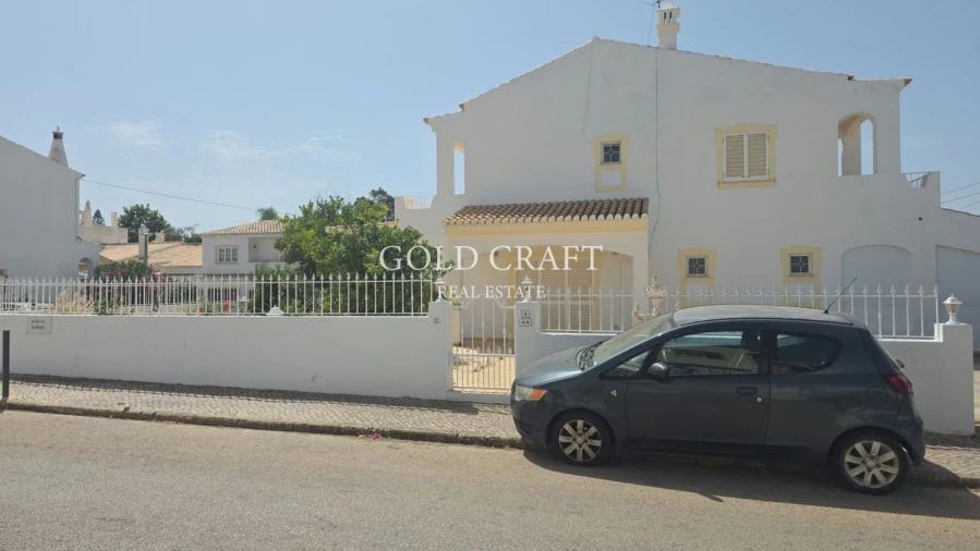 Moradia T4 para Venda em Alvor Foto 44