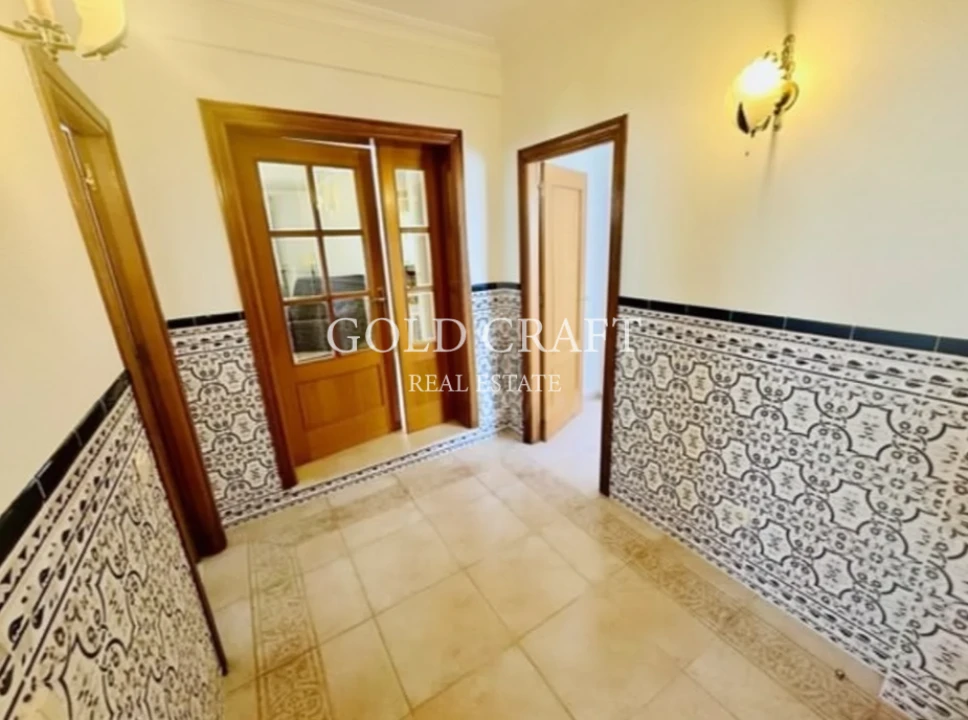 Moradia T4 para Venda em Alvor Foto 14