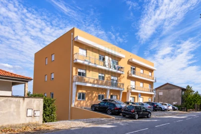 Apartamento T2 para Venda em Meixomil
