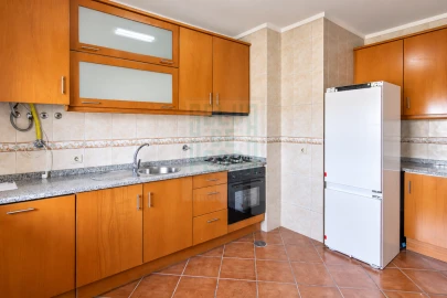Apartamento T2 para Venda em Meixomil