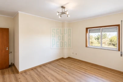Apartamento T2 para Venda em Meixomil