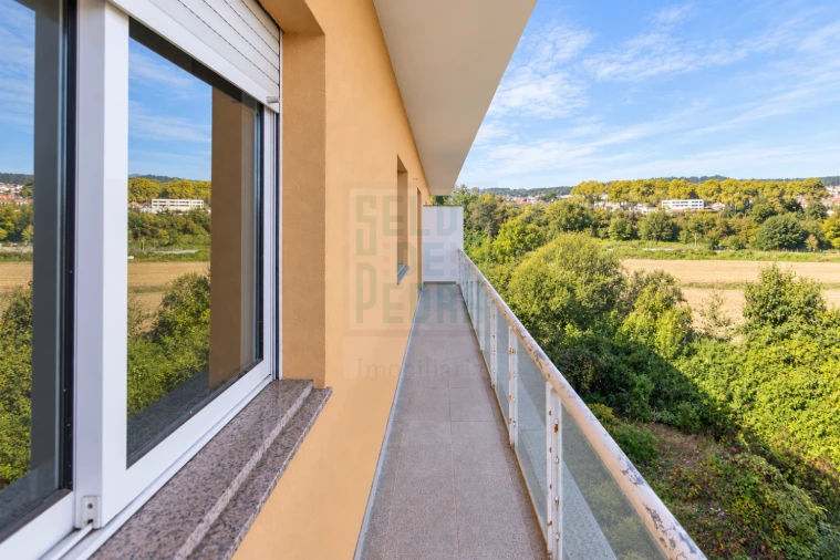 Apartamento T2 para Venda em Meixomil Foto 22