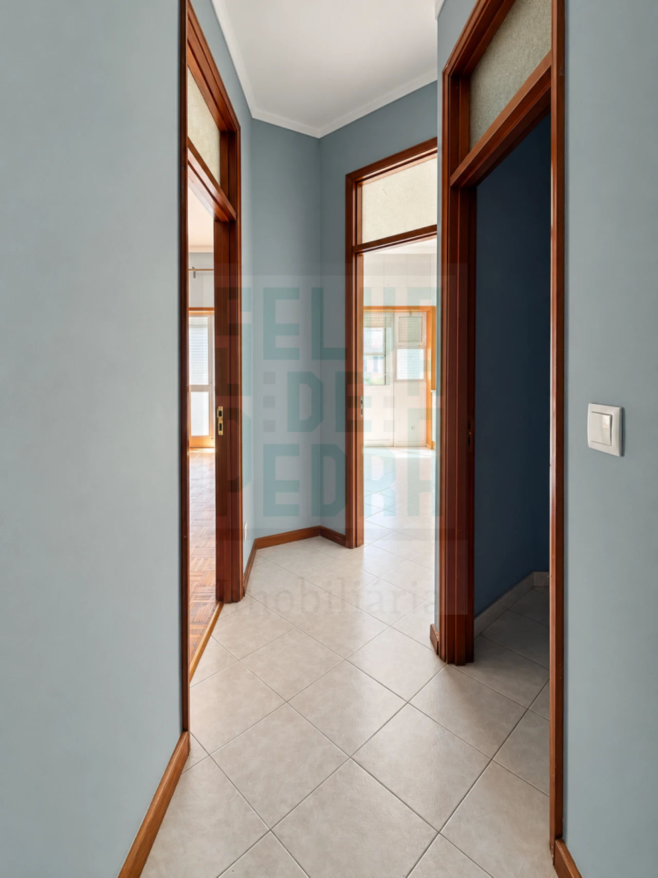 Apartamento T2 para Venda em Bonfim Foto 8