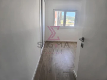 Moradia T3 para Arrendamento em Po