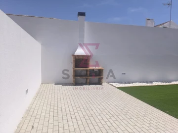 Moradia T3 para Arrendamento em Po