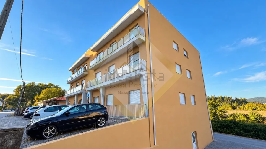 Apartamento T2 para Venda em Ferreira