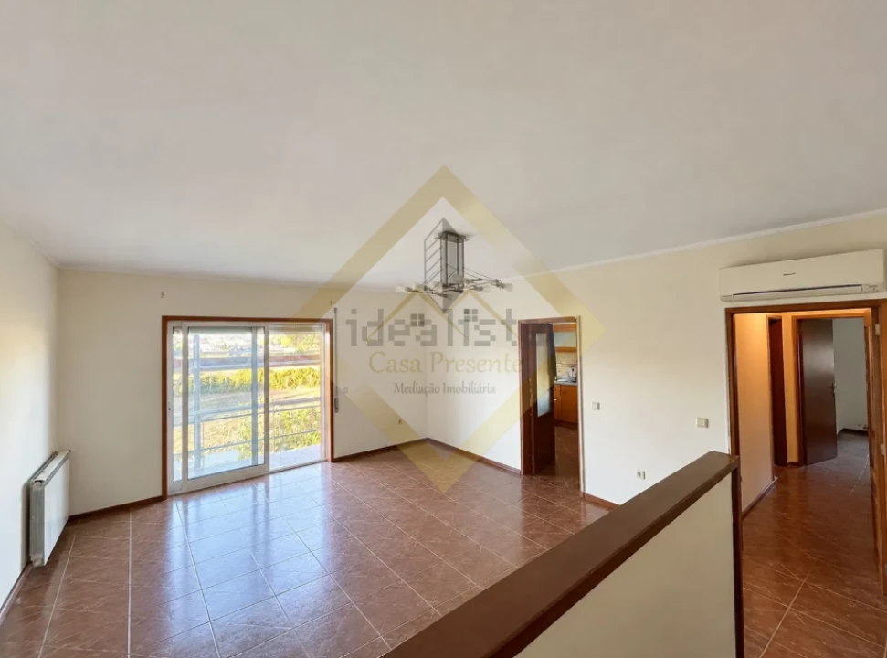 Apartamento T2 para Venda em Ferreira Foto 4