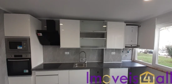 Apartamento T2 para Venda em Oeiras e São Julião da Barra, Paço de Arcos e Caxias