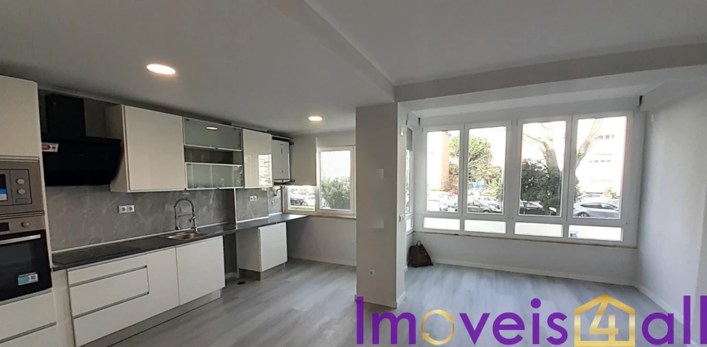 Apartamento T2 para Venda em Oeiras e São Julião da Barra, Paço de Arcos e Caxias Foto 2