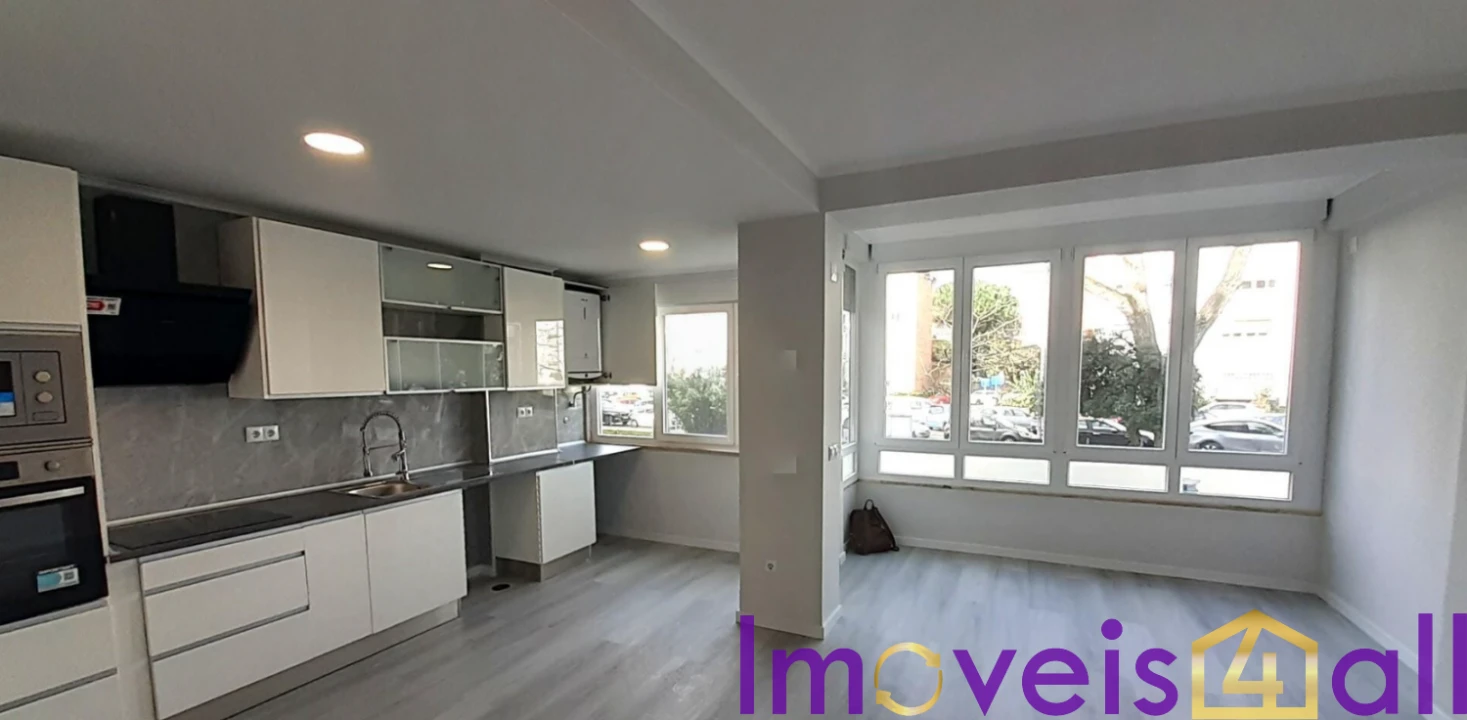 Apartamento T2 para Venda em Oeiras e São Julião da Barra, Paço de Arcos e Caxias Foto 2