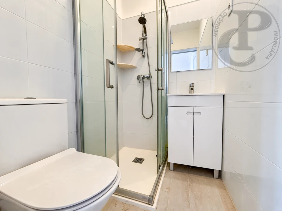 Apartamento T1 para Venda em São Vicente Foto 9