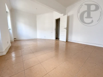 Apartamento T1 para Venda em São Vicente