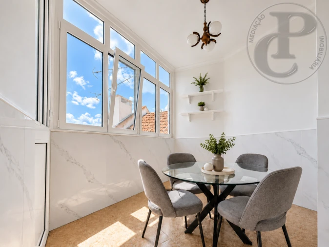 Apartamento T1 para Venda em São Vicente Foto 3