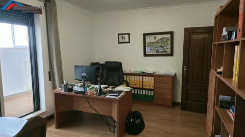 Moradia T4 para Venda em Torres do Mondego