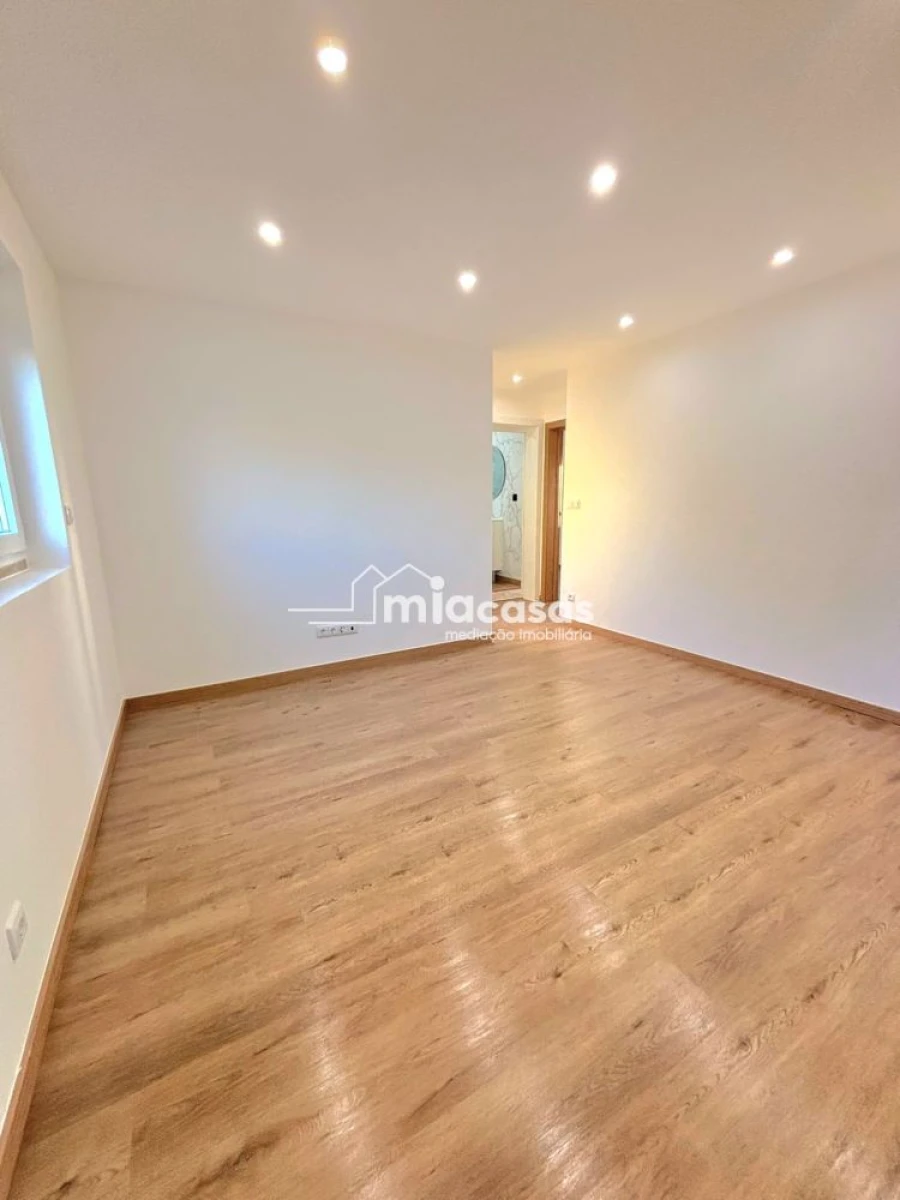Apartamento T2 para Venda em Cantanhede e Pocariça Foto 3