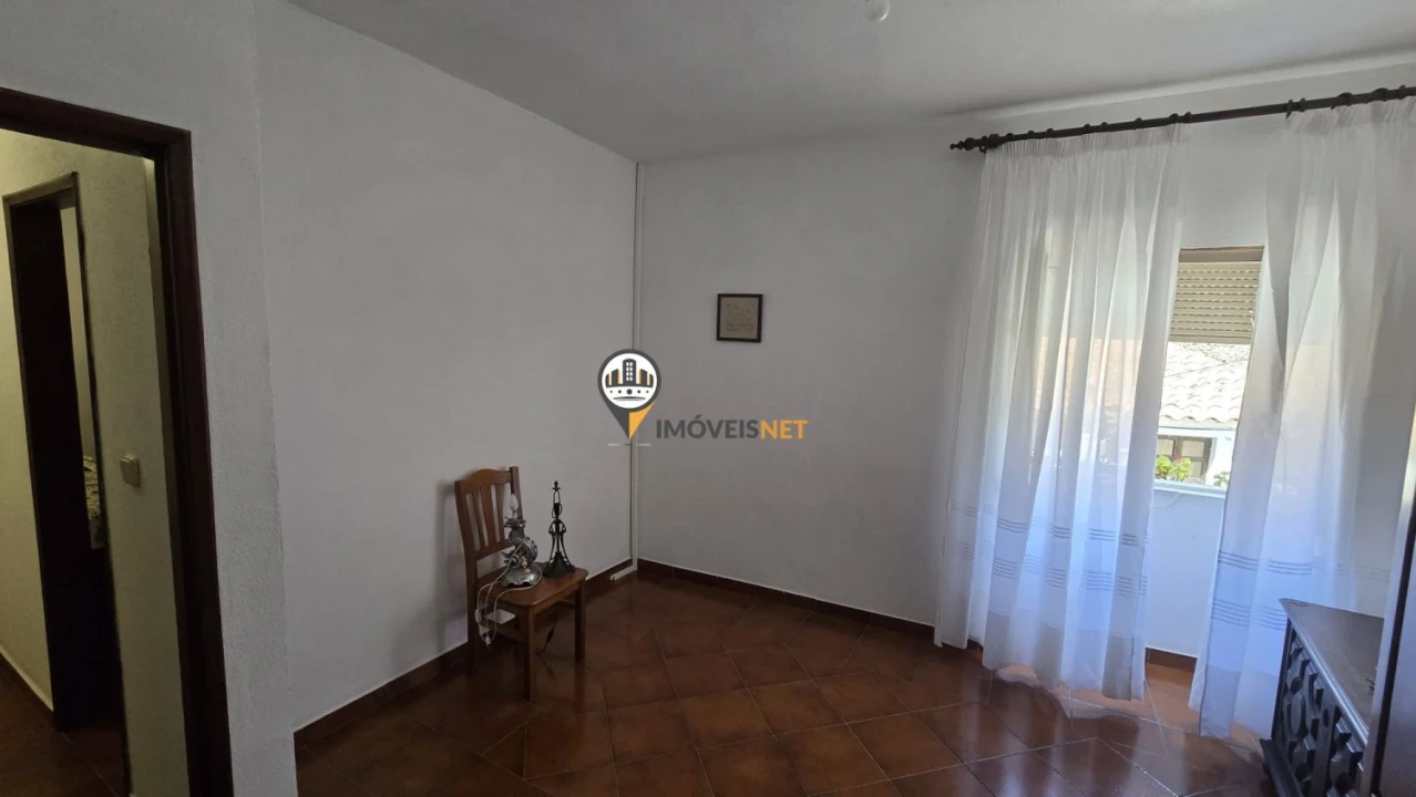 Loja para Venda em Aldeia do Bispo, Águas e Aldeia de João Pires Foto 32