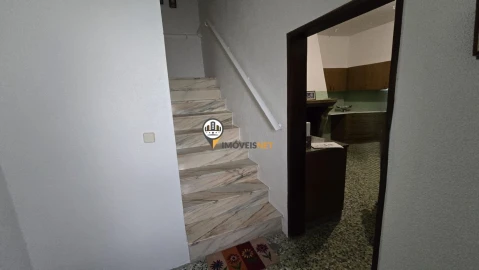 Loja para Venda em Aldeia do Bispo, Águas e Aldeia de João Pires