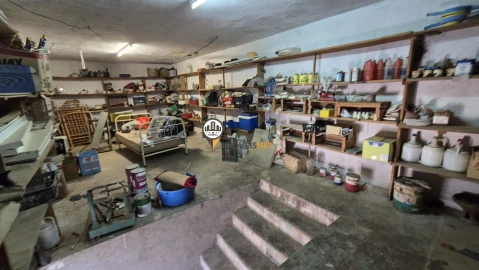 Loja para Venda em Aldeia do Bispo, Águas e Aldeia de João Pires