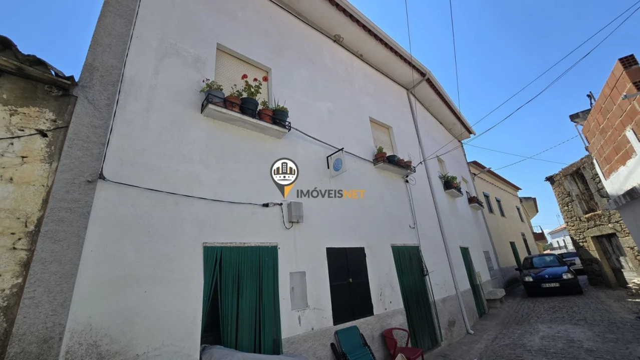 Loja para Venda em Aldeia do Bispo, Águas e Aldeia de João Pires Foto 1