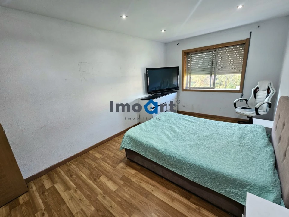 Apartamento T3 para Venda em São Felix da Marinha Foto 35
