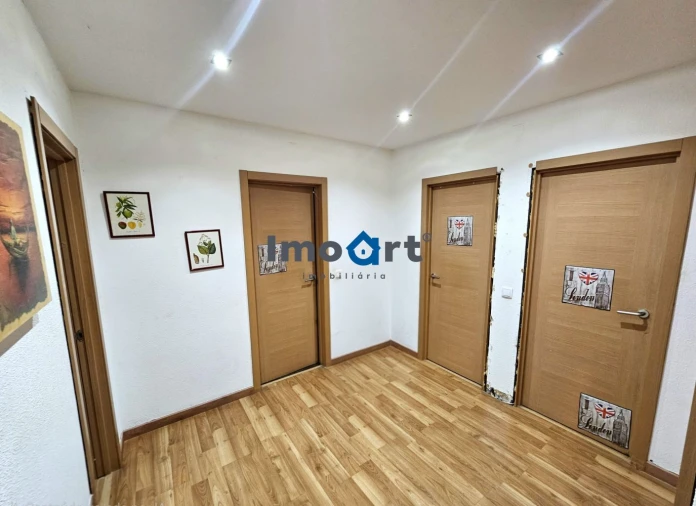 Apartamento T3 para Venda em São Felix da Marinha Foto 24