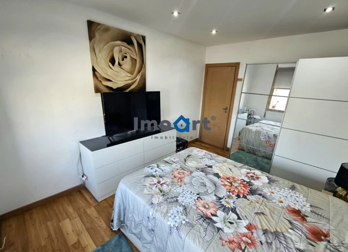 Apartamento T3 para Venda em São Felix da Marinha Foto 26