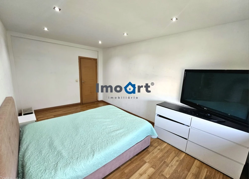Apartamento T3 para Venda em São Felix da Marinha Foto 36