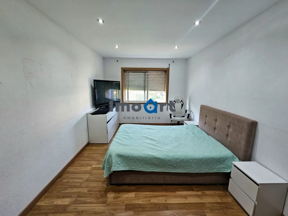 Apartamento T3 para Venda em São Felix da Marinha Foto 34
