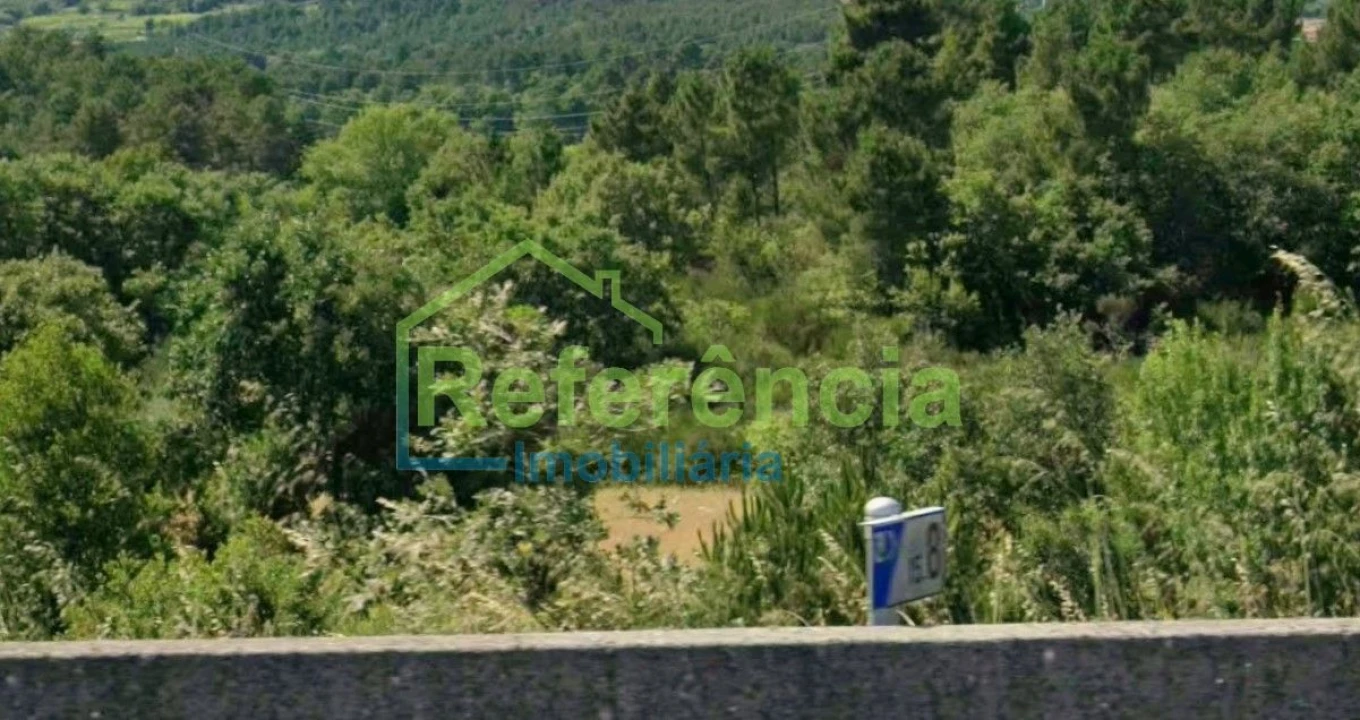 Terreno para Venda em Redondelo Foto 1