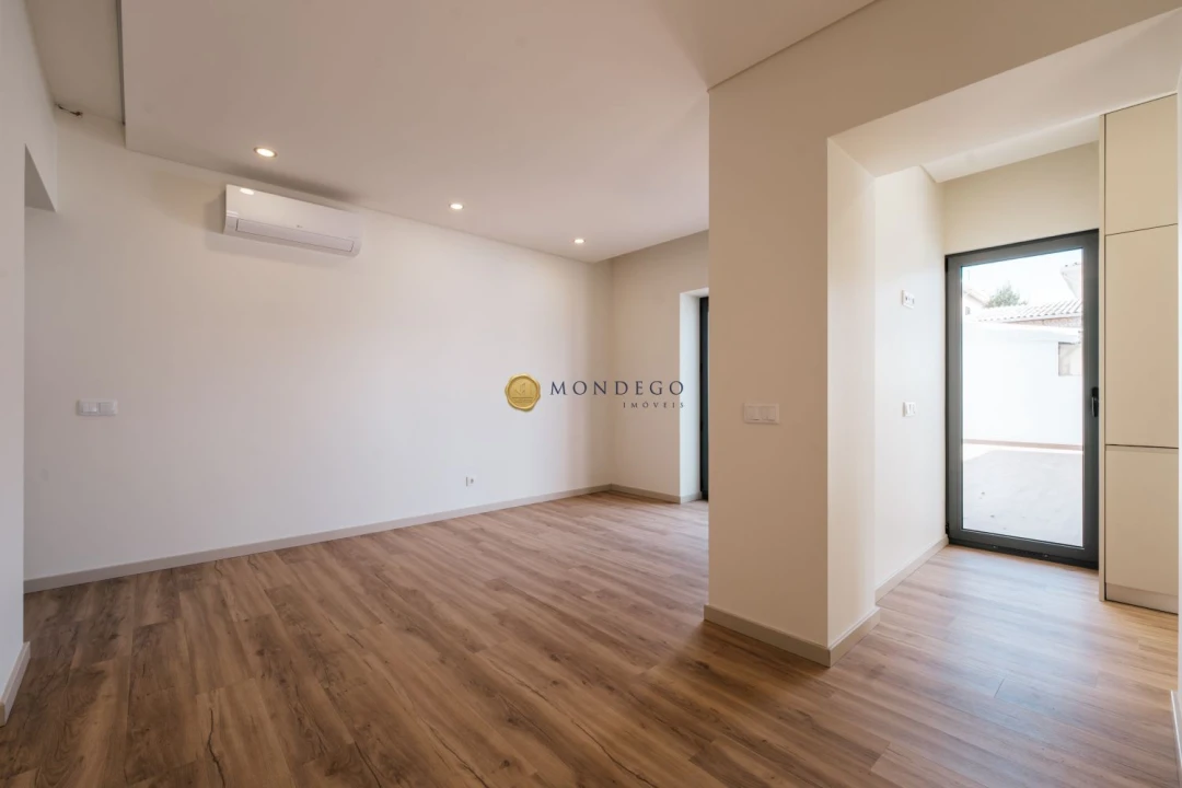 Apartamento T3 para Venda em Espinho Foto 22