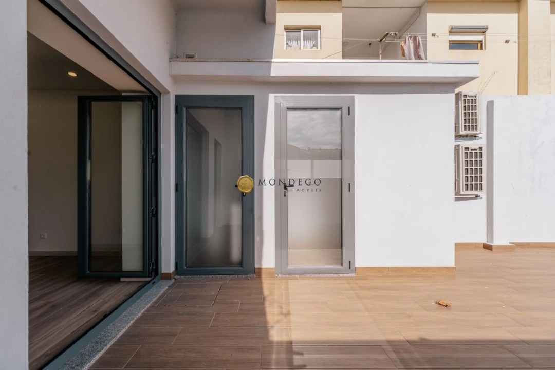Apartamento T3 para Venda em Espinho Foto 31