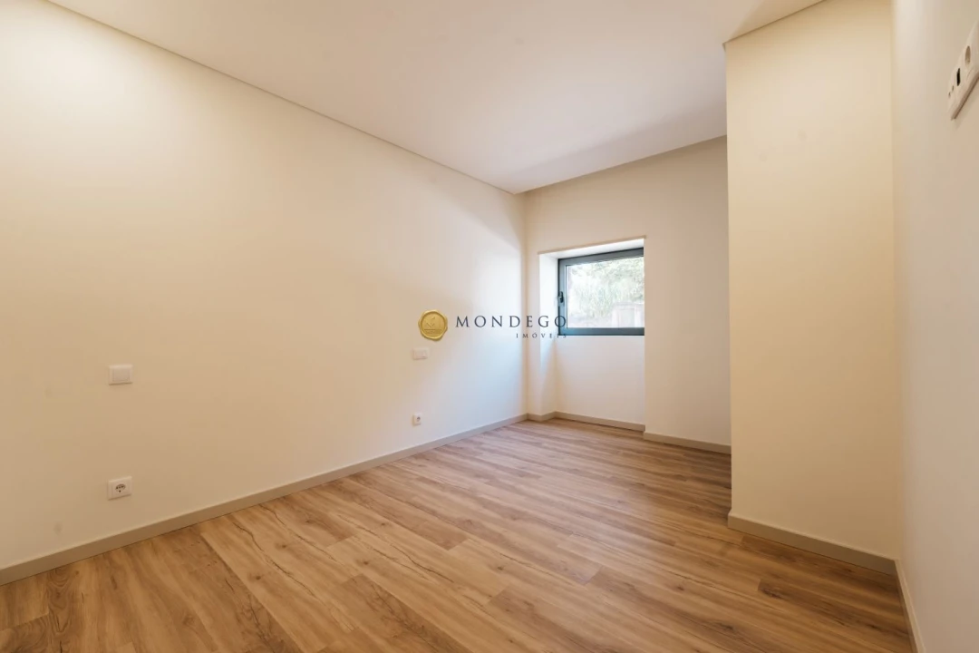 Apartamento T3 para Venda em Espinho Foto 8