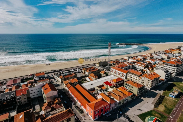 Apartamento T3 para Venda em Espinho Foto 38
