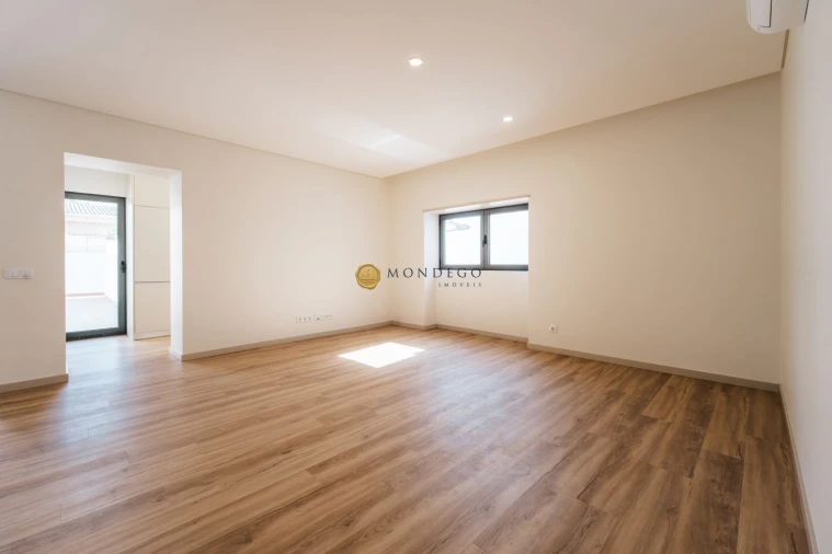 Apartamento T3 para Venda em Espinho Foto 3