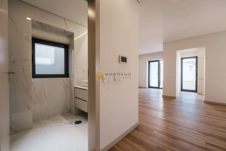 Apartamento T3 para Venda em Espinho Foto 18