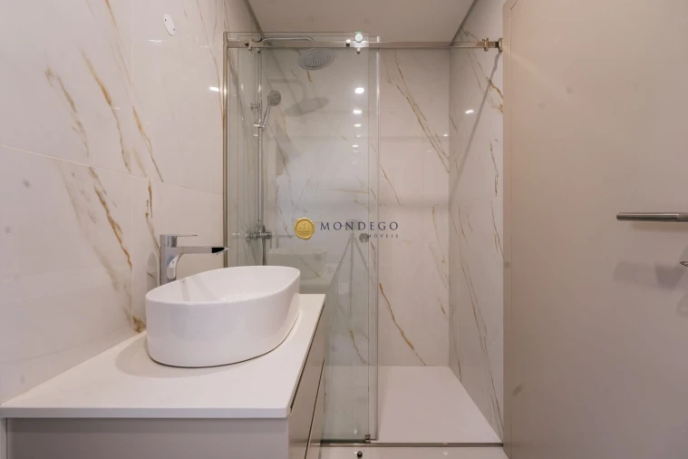 Apartamento T3 para Venda em Espinho Foto 13