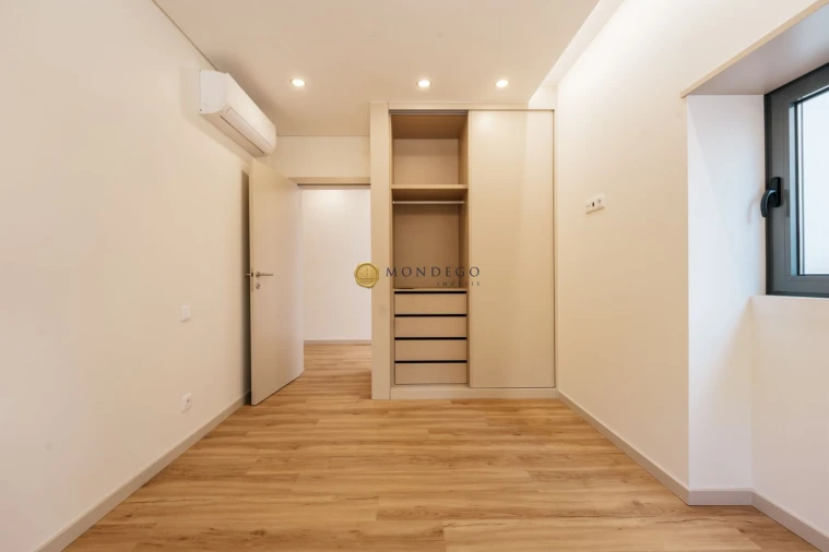Apartamento T3 para Venda em Espinho Foto 5