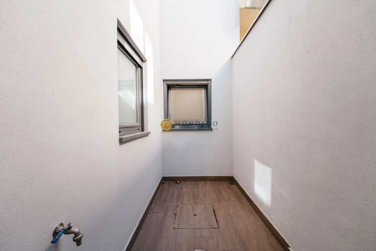 Apartamento T3 para Venda em Espinho Foto 29