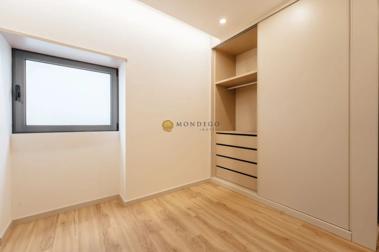 Apartamento T3 para Venda em Espinho Foto 17