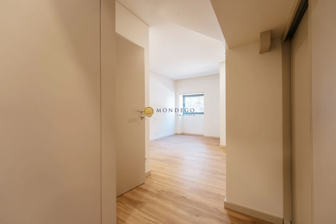 Apartamento T3 para Venda em Espinho Foto 11