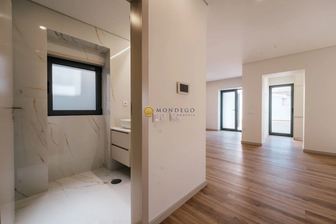 Apartamento T3 para Venda em Espinho Foto 18