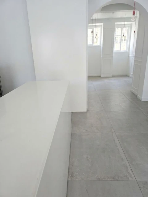 Loja para Arrendamento em Areeiro