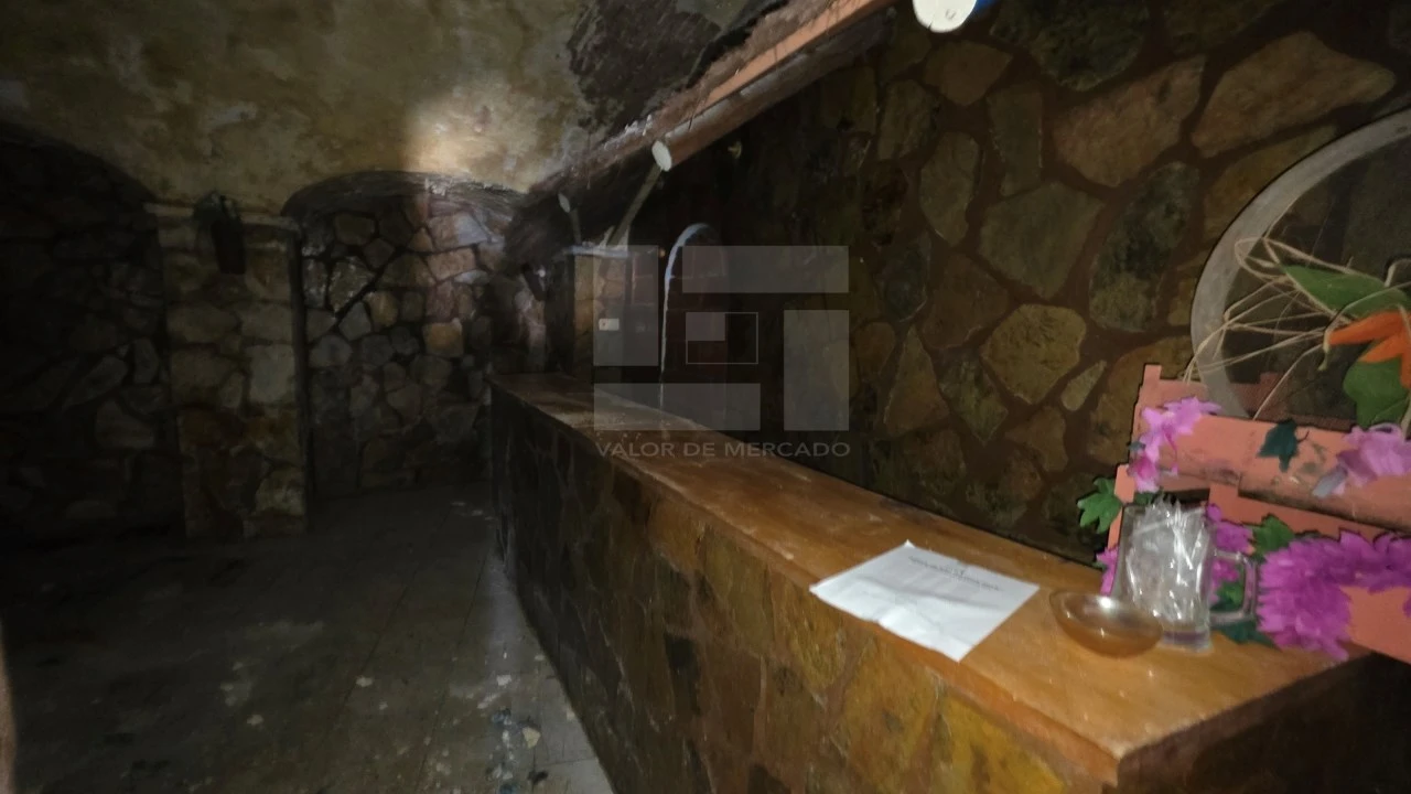 Prédio para Venda em Terrugem e Vila Boim Foto 18