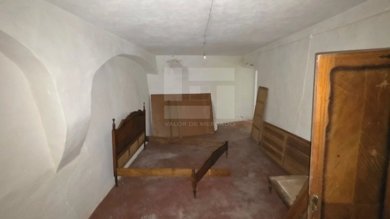 Prédio para Venda em Terrugem e Vila Boim Foto 28