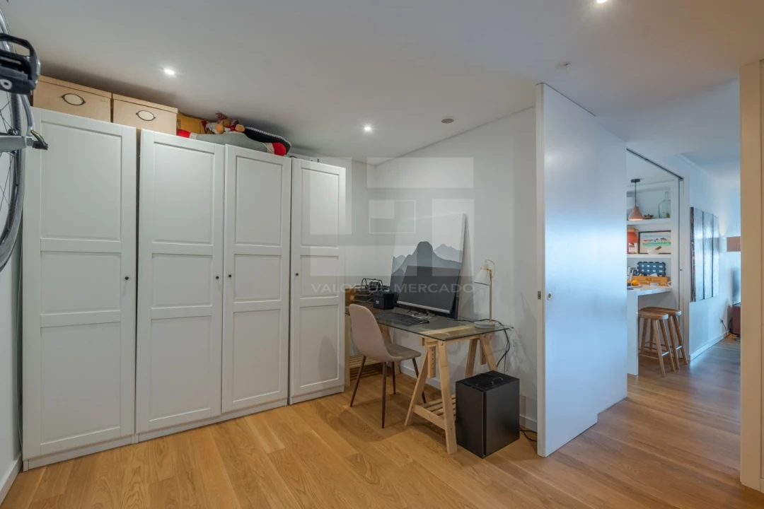 Apartamento T2 para Venda em Algés, Linda-A-Velha e Cruz Quebrada-Dafundo Foto 2