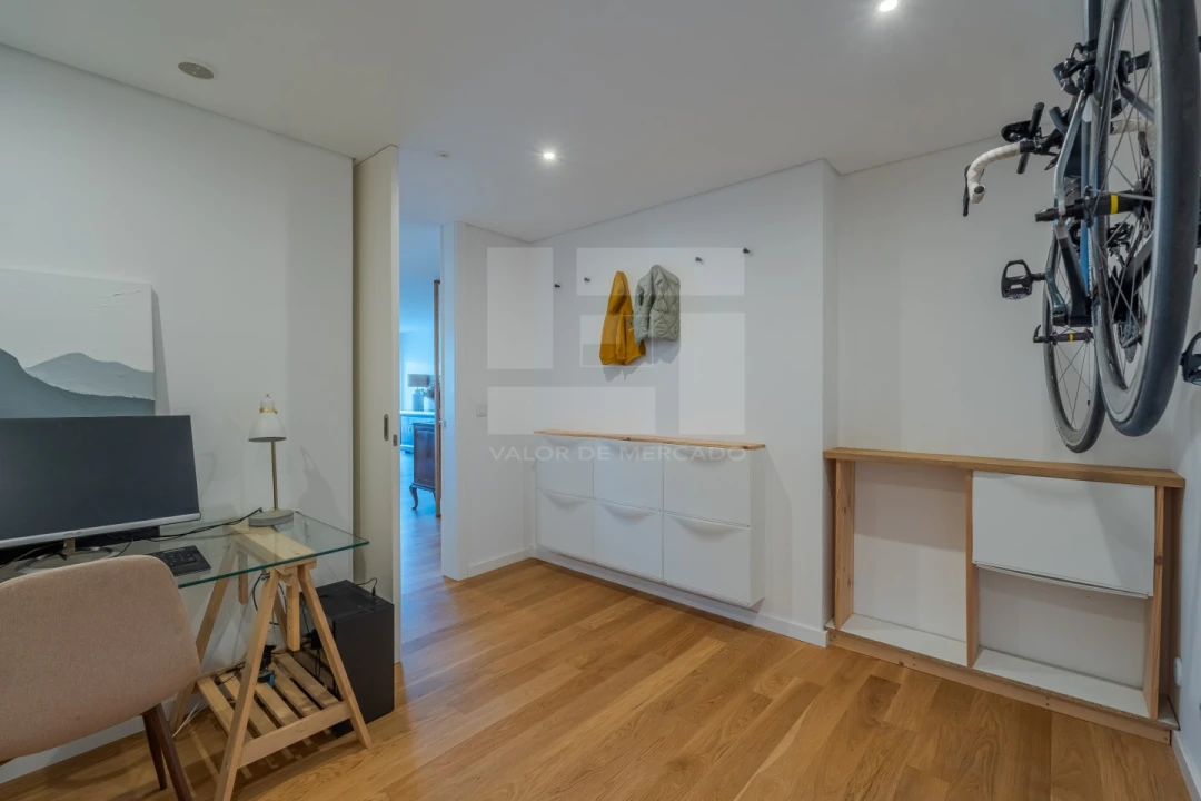 Apartamento T2 para Venda em Algés, Linda-A-Velha e Cruz Quebrada-Dafundo Foto 4